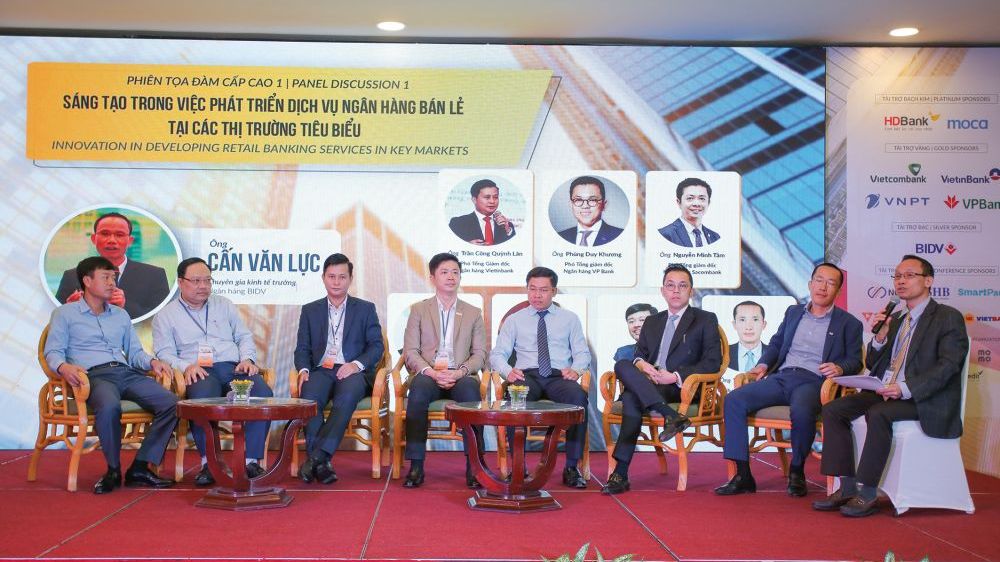 vietcombank duoc vinh danh la ngan hang chuyen doi so tieu bieu nam 2020