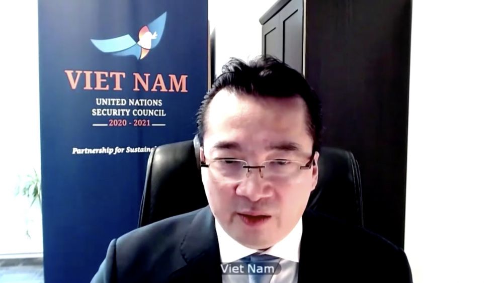 Việt Nam ủng hộ chống phổ biến và giải trừ vũ khí huỷ diệt hàng loạt, trong đó có vũ khí hạt nhân