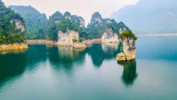 Khu bảo tồn thiên nhiên Na Hang-Lâm Bình: ‘Vịnh Hạ Long’ ở xứ Tuyên