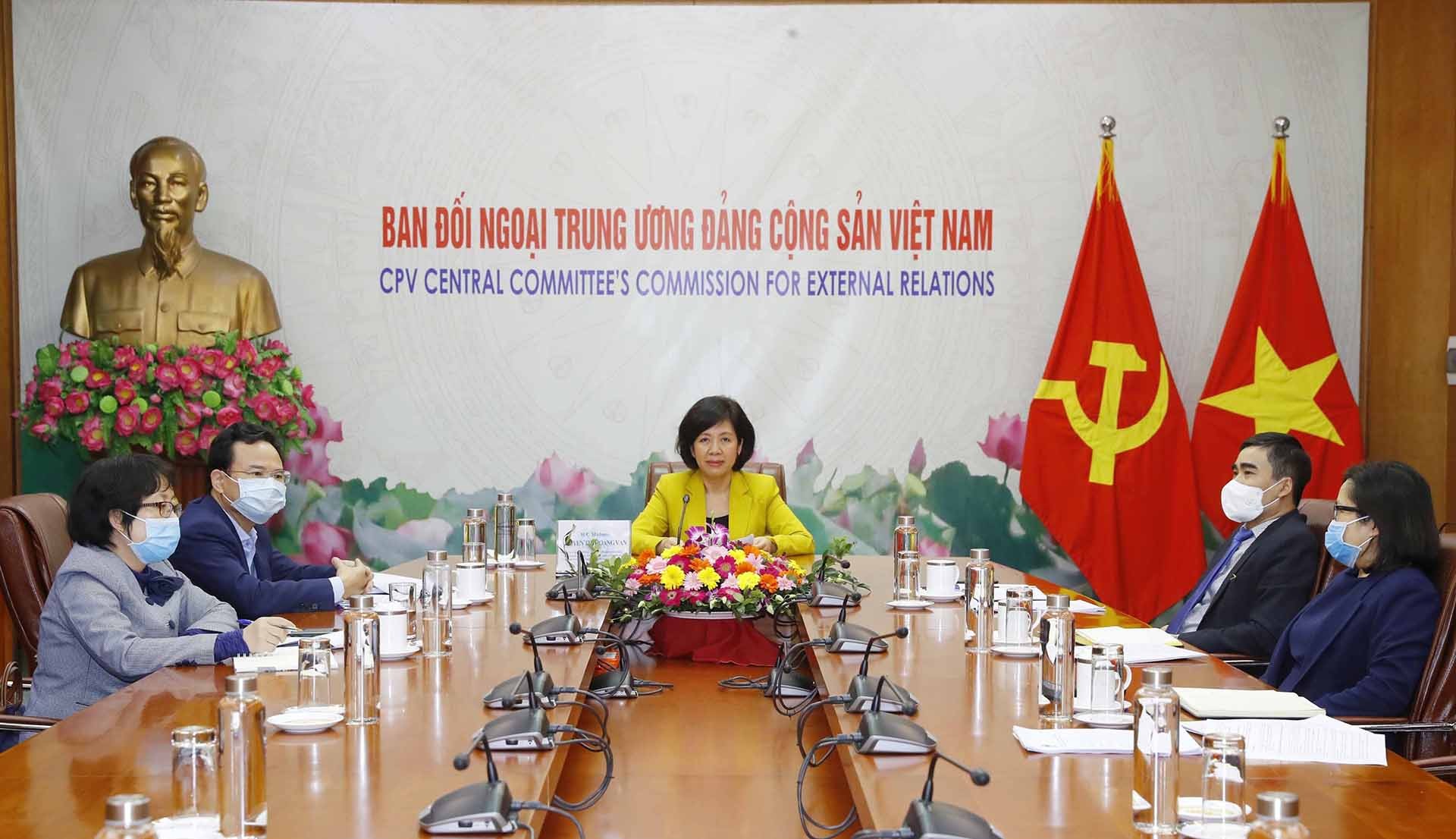 Đoàn đại biểu Đảng Cộng sản Việt Nam do đồng chí Nguyễn Thị Hoàng Vân, Phó Trưởng Ban Đối ngoại Trung ương, Ủy viên Ủy ban Thường trực ICAPP, làm Trưởng đoàn, đã tham dự Hội thảo đặc biệt của ICAPP về biến đổi khí hậu.