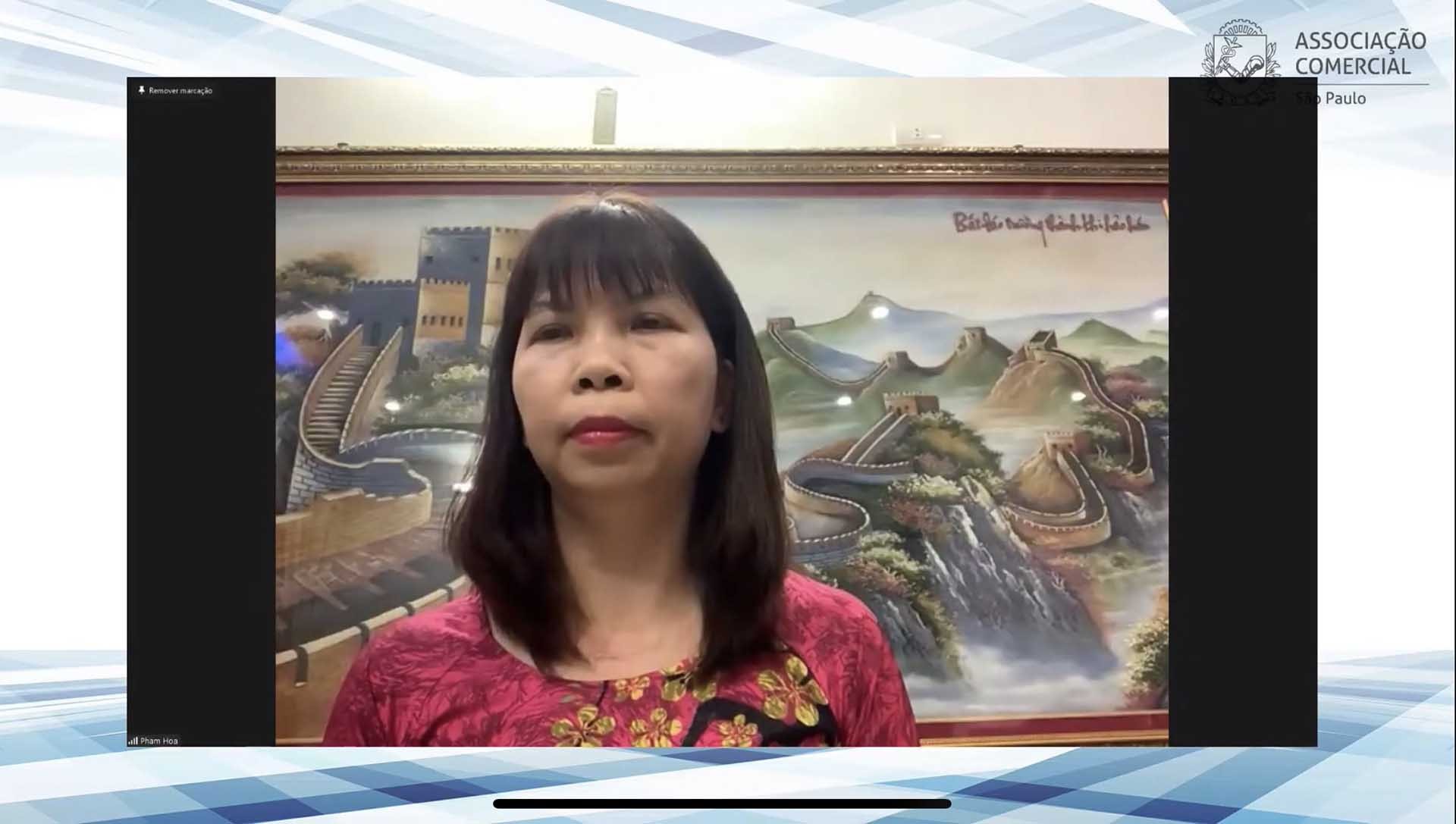 Đại sứ Việt Nam tại Brazil Phạm Thị Kim Hoa phát biểu khai mạc. Đại sứ Việt Nam tại Brazil Phạm Thị Kim Hoa phát biểu khai mạc.