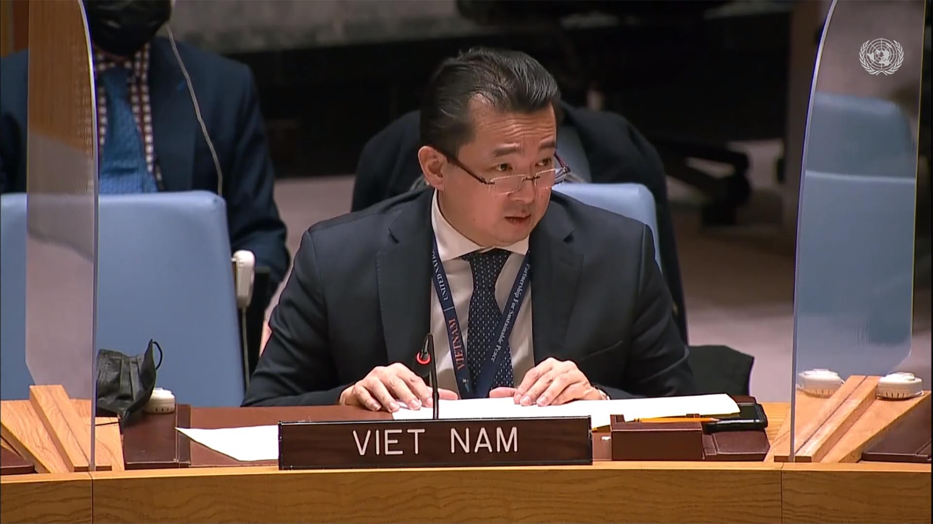 Đại sứ Phạm Hải Anh, Đại biện lâm thời Việt Nam tại LHQ phát biểu tại cuộc họp. Đại sứ Phạm Hải Anh, Đại biện lâm thời Việt Nam tại LHQ phát biểu tại cuộc họp.