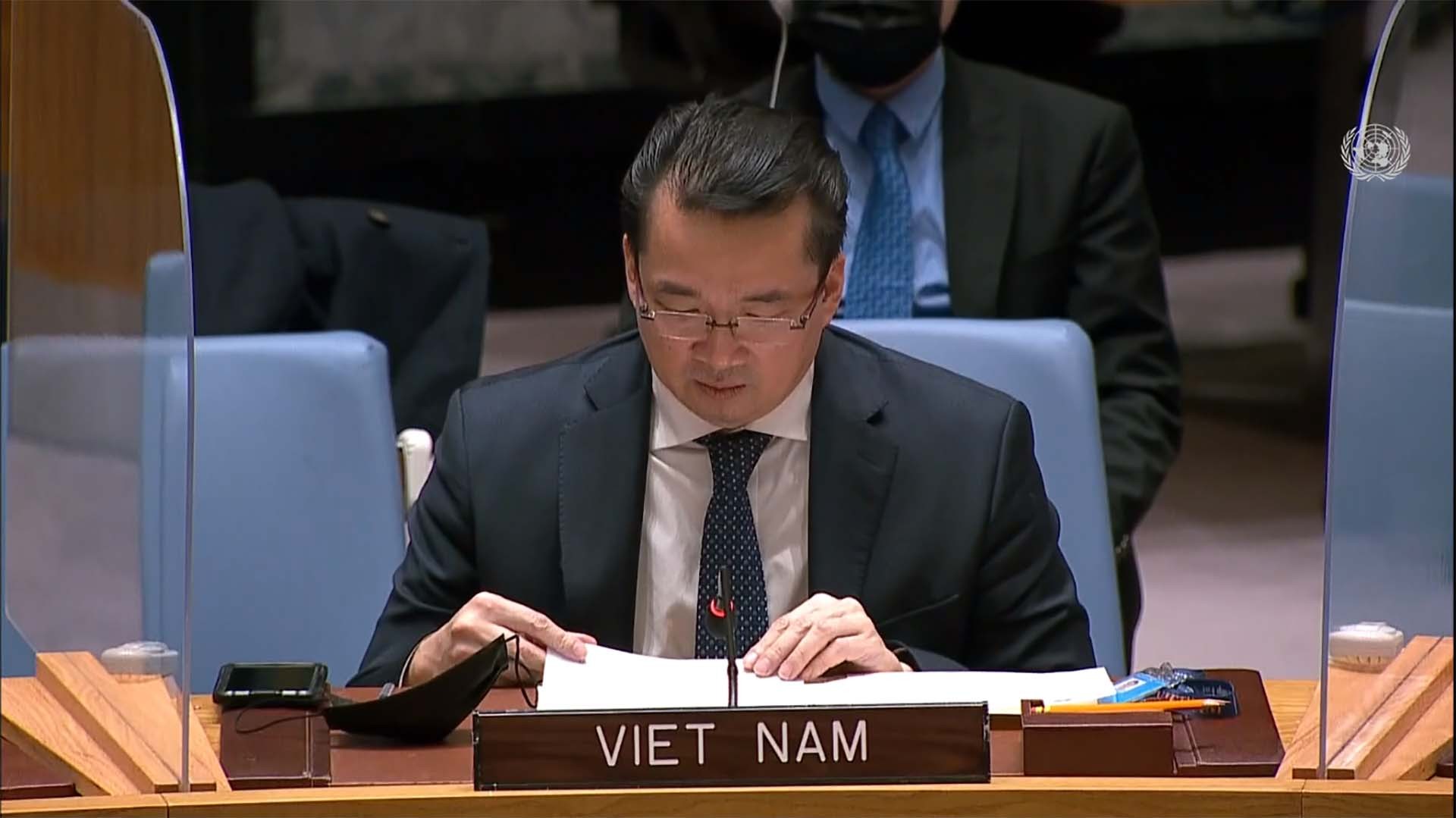 Đại sứ Phạm Hải Anh, Đại biện lâm thời của Việt Nam tại LHQ phát biểu tại cuộc họp.