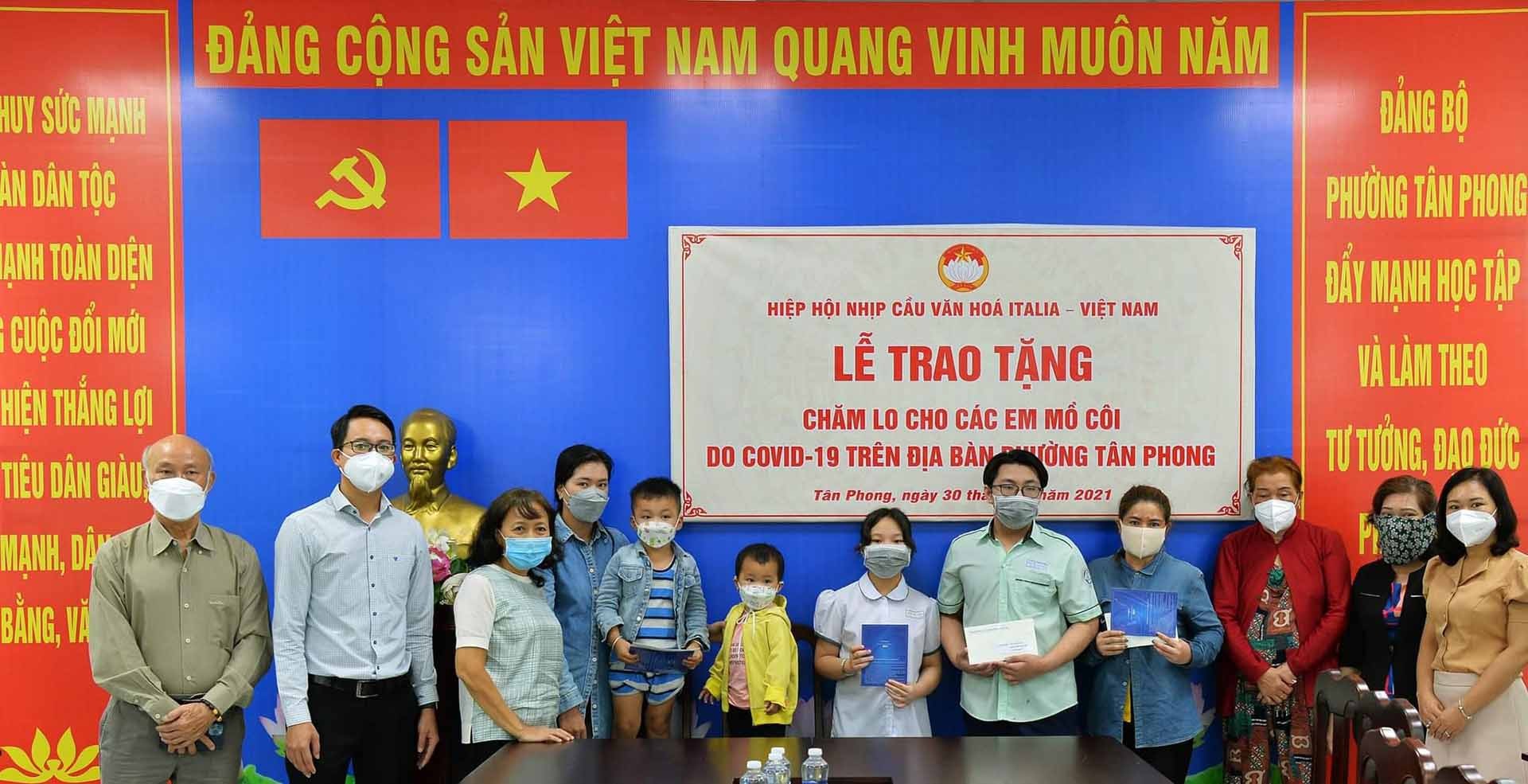 Kiều bào tại Italy và Cyprus chung tay đùm bọc trẻ mồ côi do đại dịch Covid-19