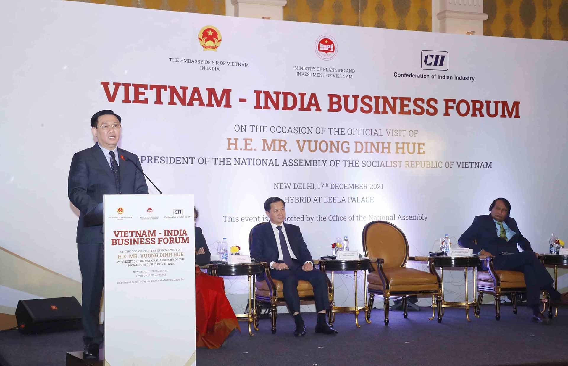 Chủ tịch Quốc hội Vương Đình Huệ phát biểu tại Diễn đàn doanh nghiệp Việt Nam-Ấn Độ. (Nguồn: TTXVN)