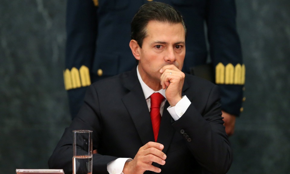 tong thong mexico can nhac kha nang huy chuyen tham my