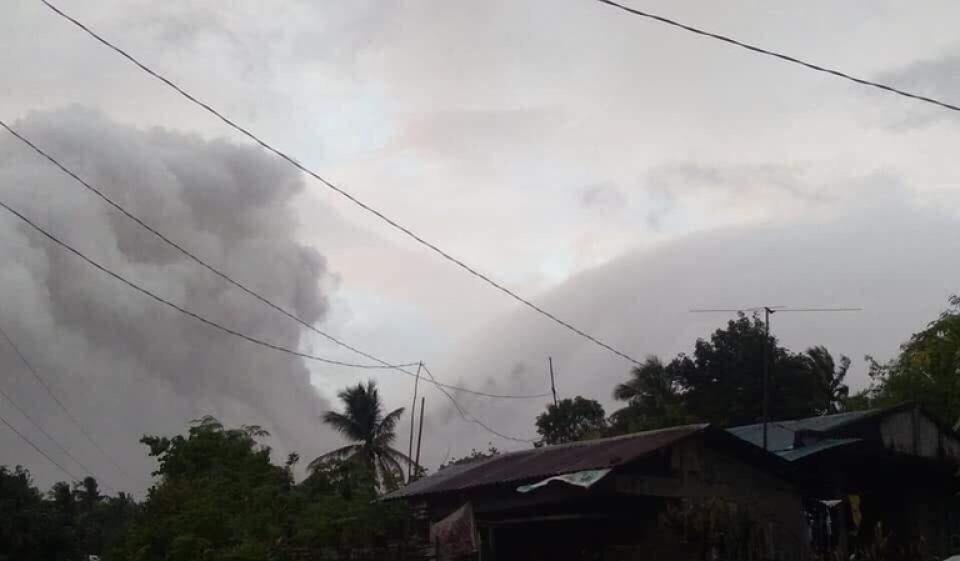 philippines nui lua mayon bat ngo tinh giac