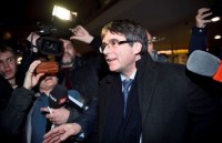 tay ban nha catalonia van chua bau duoc thu hien