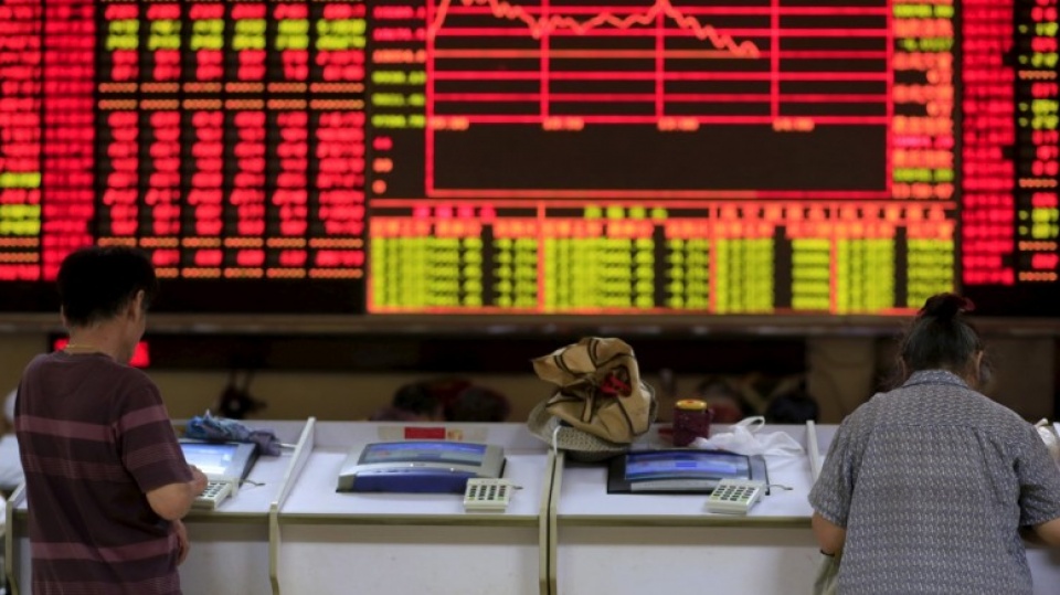 chung khoan chau a mo phien dau tuan trong sac do