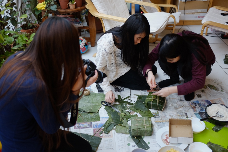 sac mau tet viet o ha lan