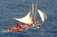 mexico khoang 1300 nguoi di cu bo tron khoi trai giam o mien nam