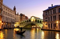 quang ba viet nam tai le hoi phuong dong o italy