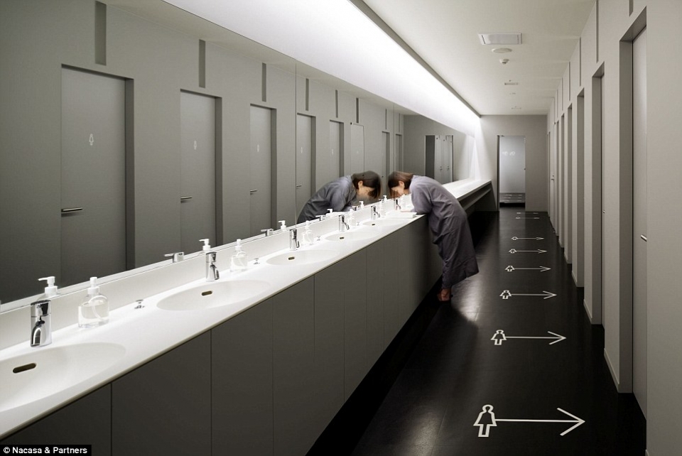 du lich nhat ban luon ghi diem nho dieu gi