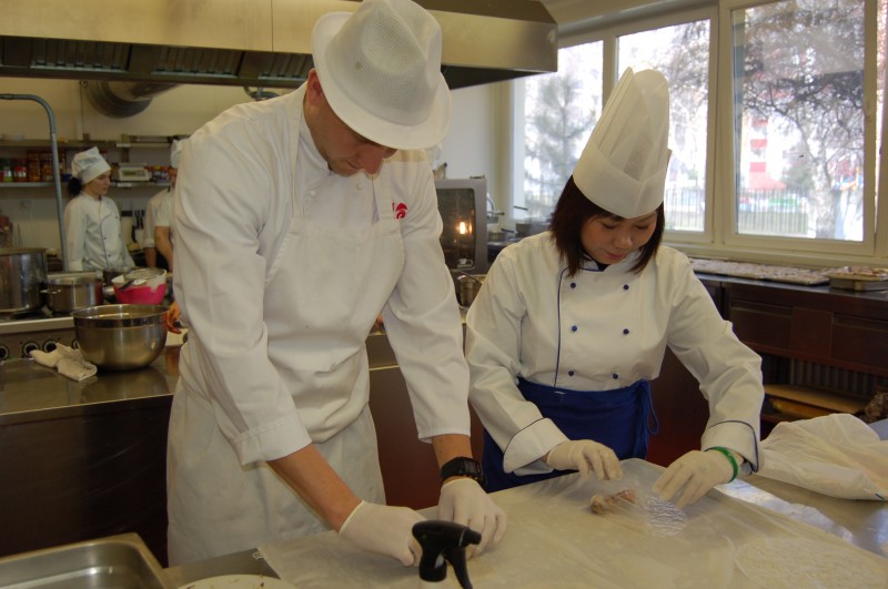 ngay am thuc viet nam tai slovakia