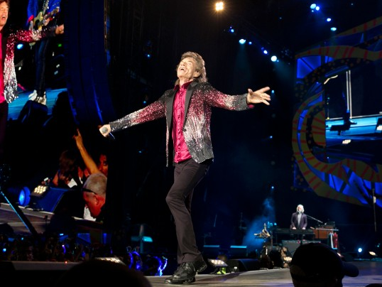 Ban nhạc Anh "bùng cháy" trong đêm Havana lịch sử