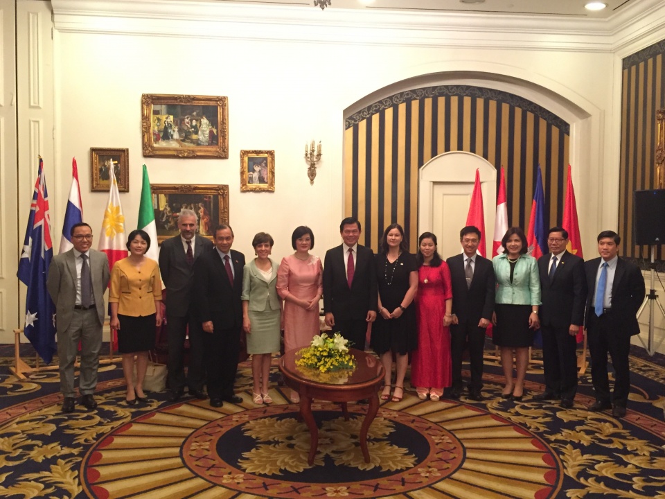 bi thu tinh uy ba ria vung tau gap go ngoai giao doan