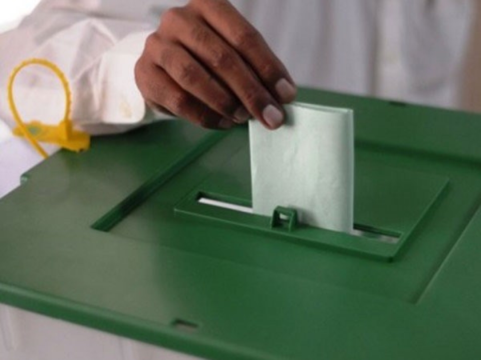 pakistan chon 52 thuong nghi si trong bau cu thuong vien