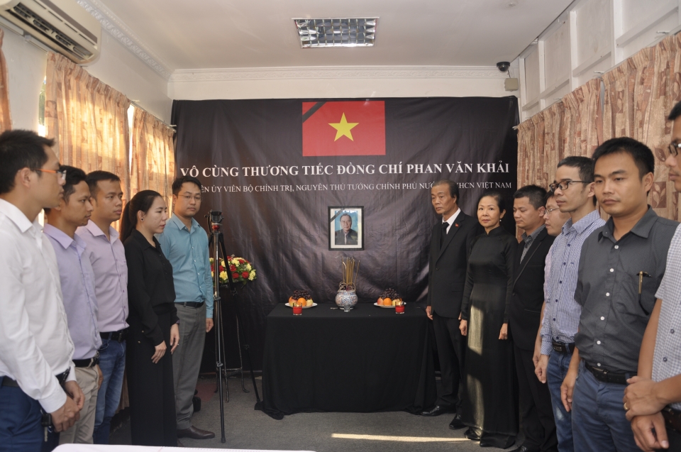 nguoi viet o nuoc ngoai tuong nho nguyen thu tuong phan van khai
