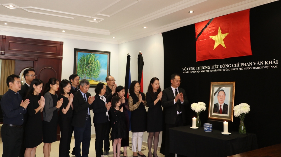 nguoi viet o nuoc ngoai tuong nho nguyen thu tuong phan van khai