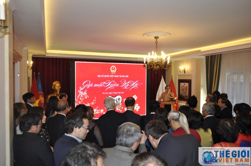 Đại sứ quán Việt Nam tại Ba Lan tổ chức gặp mặt đầu Xuân nguoi viet tai ba lan gap mat dau xuan chao mung thanh cong