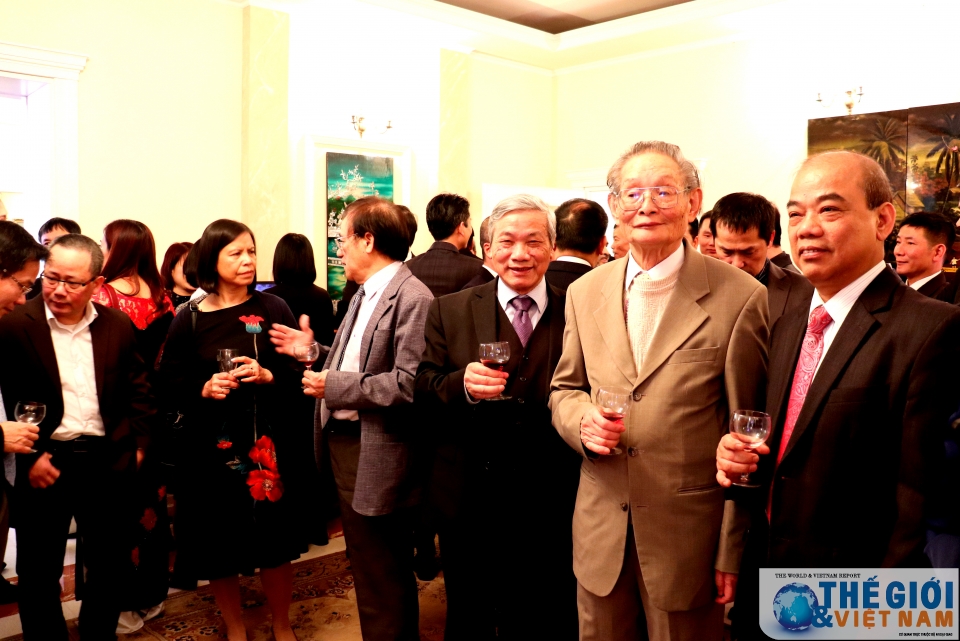 Đại sứ quán Việt Nam tại Ba Lan tổ chức gặp mặt đầu Xuân nguoi viet tai ba lan gap mat dau xuan chao mung thanh cong