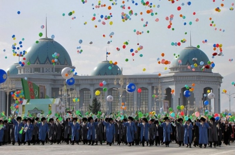 ashgabat thanh pho da cam thach