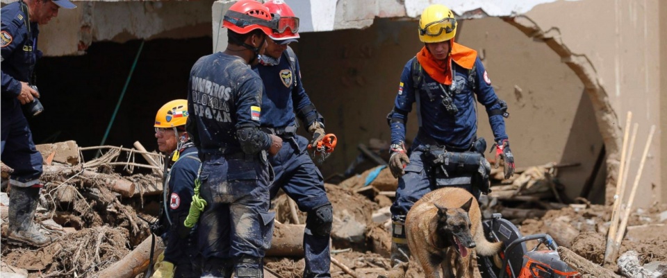 colombia chinh phu tuyen bo tinh trang khan cap