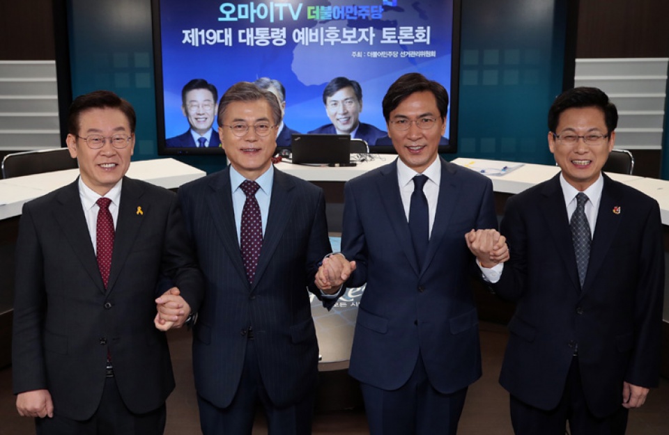 bau cu tong thong han quoc ong moon jae in tiep tuc dan dau trong tham do du luan