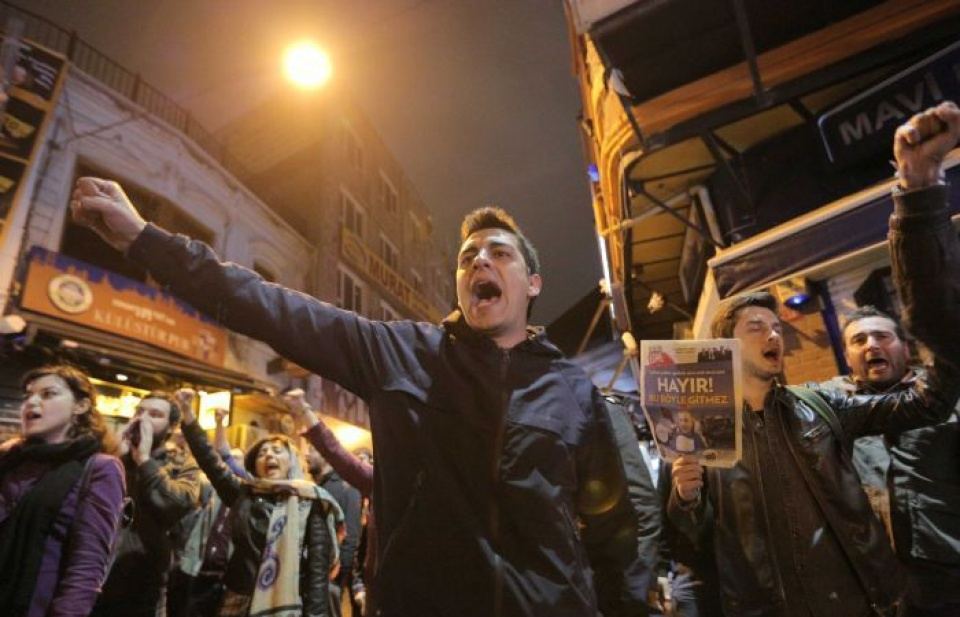 tho nhi ky co the to chuc trung cau y dan ve tu cach thanh vien eu