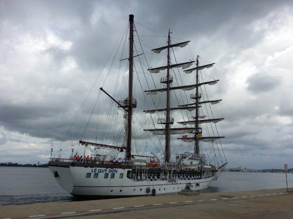 giao luu hai quan viet nam brunei