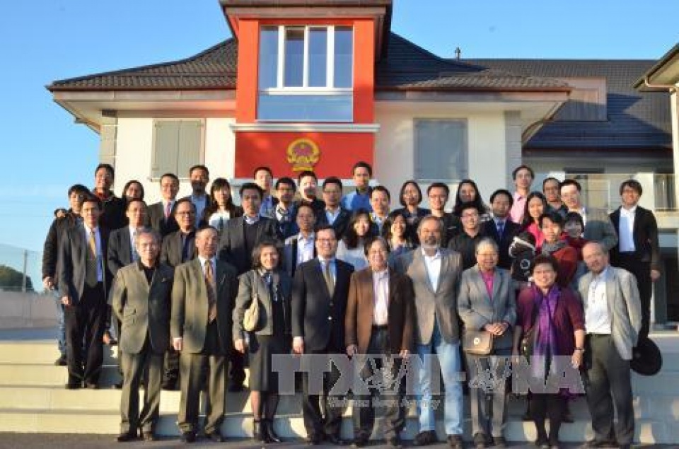 Tọa đàm “Trí thức trẻ người Việt tại Thụy Sỹ với đất nước” toa dam tri thuc tre nguoi viet tai thuy sy voi dat nuoc