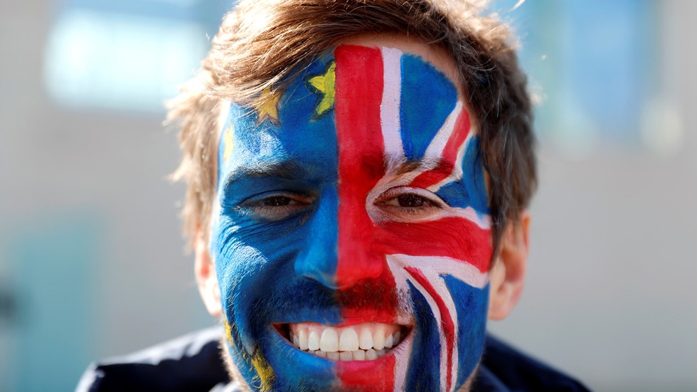 quoc hoi anh chinh thuc thong qua ke hoach tri hoan brexit