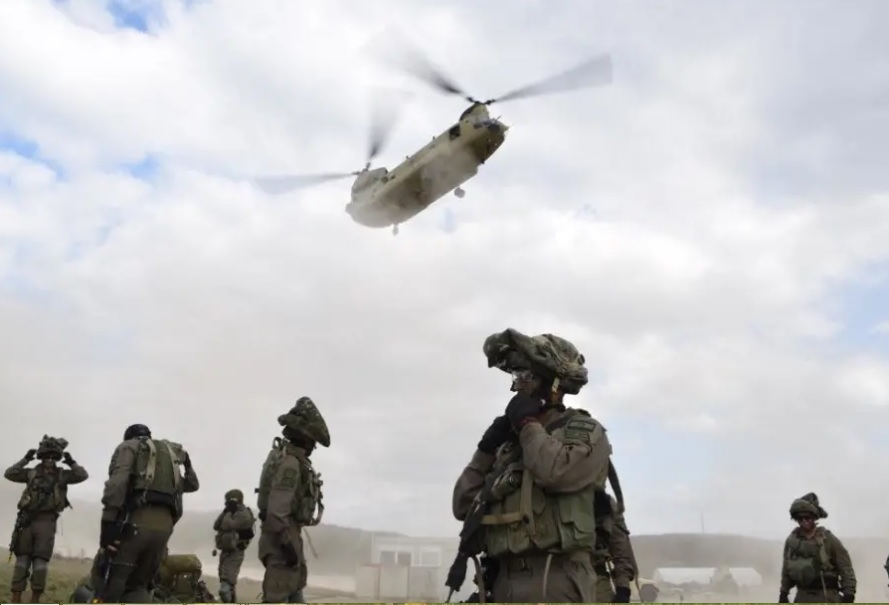 israel lan dau tien cu binh si tham gia tap tran o nuoc ngoai