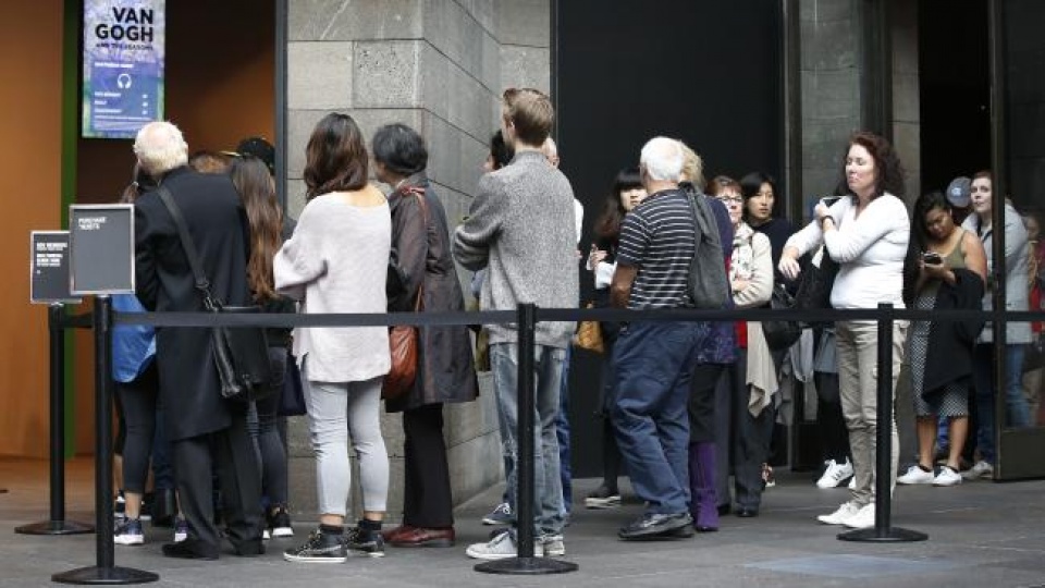 do xo di xem trien lam tranh van gogh quy mo nhat australia