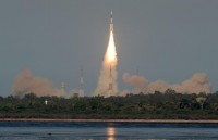 nga phong ve tinh vien thong cho angola