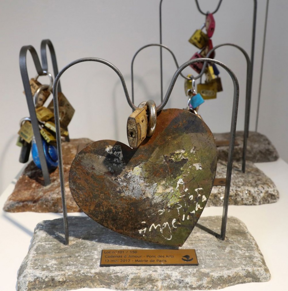 khoa tinh yeu o paris mo ra co hoi cho nguoi ti nan