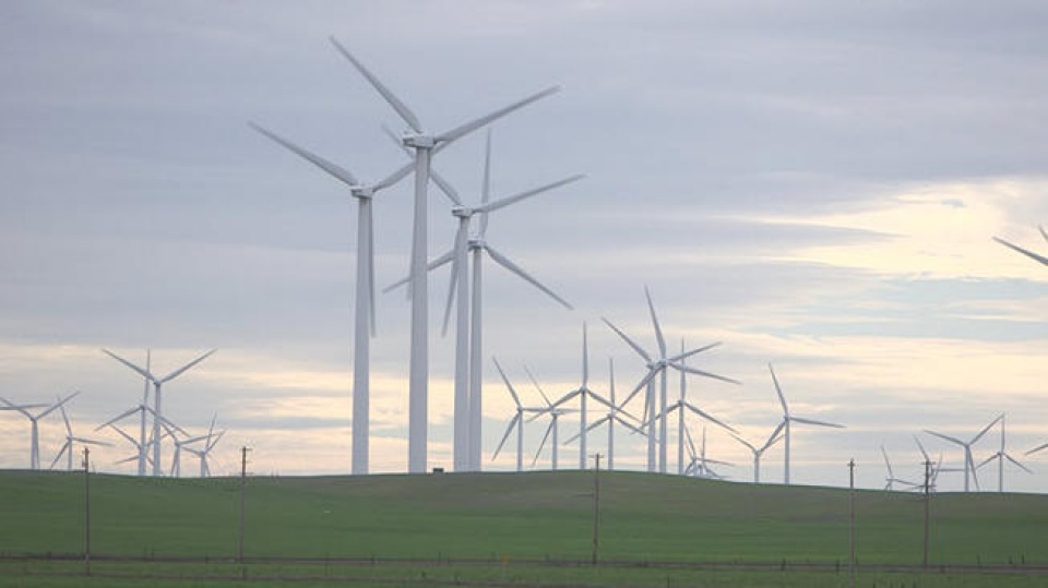 nhat ban dau tu xay dung cong vien phong dien lon nhat my latin