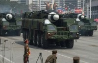 lhq keu goi trieu tien ngung cac hoat dong thu ten lua