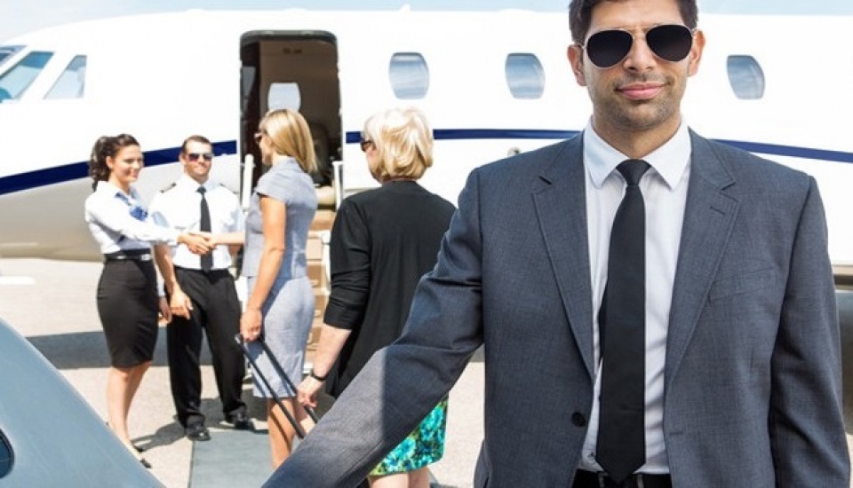 cac trieu phu tu tin co the duong dau voi cac nguy co toan cau