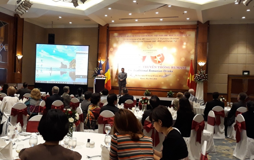 an tuong huong vi nuoc qua rung romania tai ha noi