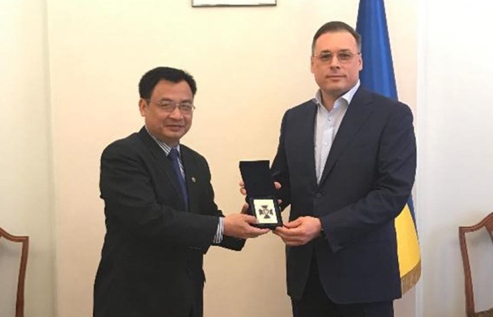 dai su nguyen anh tuan tham co quan an ninh quoc gia ukraine