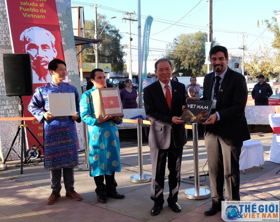 ky niem 128 nam ngay sinh cua chu tich ho chi minh tai chile