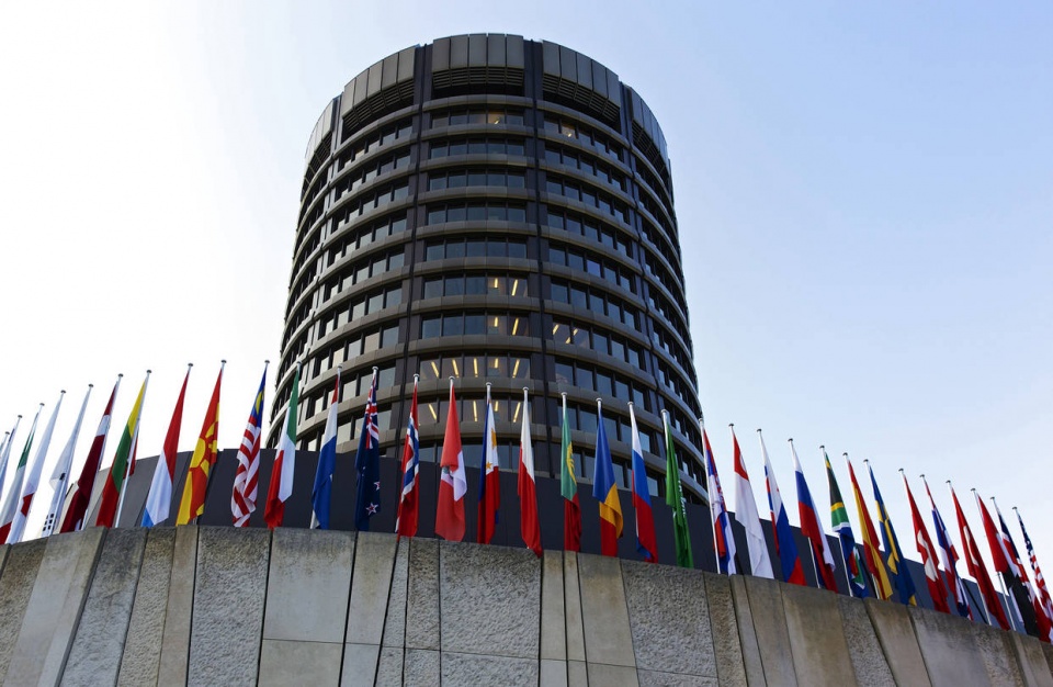 canh bao nguy co khung hoang tai chinh toan cau tu hoat dong cho vay rui ro