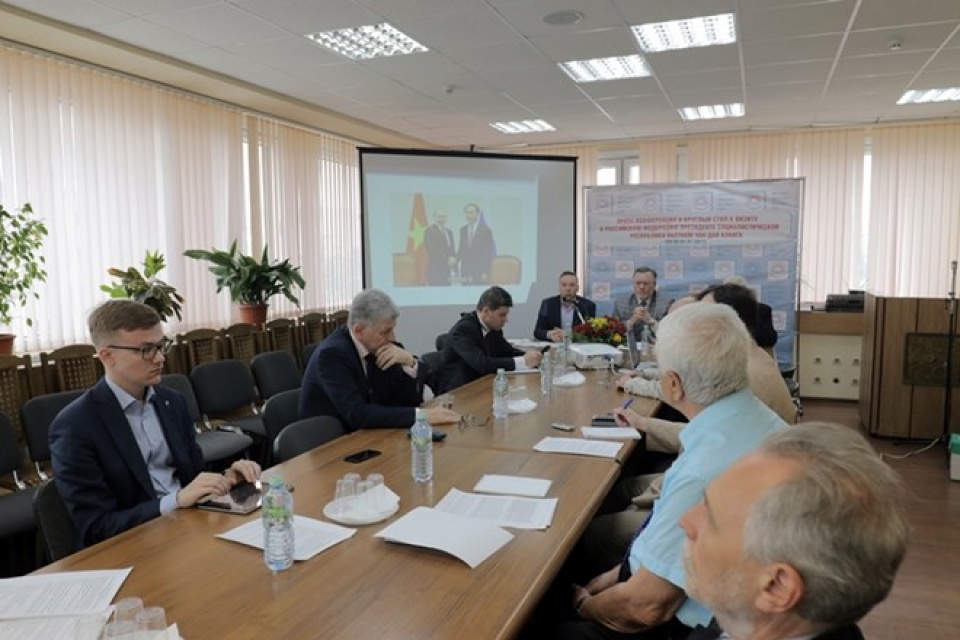 viet nam la mot trong ba doi tac quan trong nhat cua lb nga o chau a