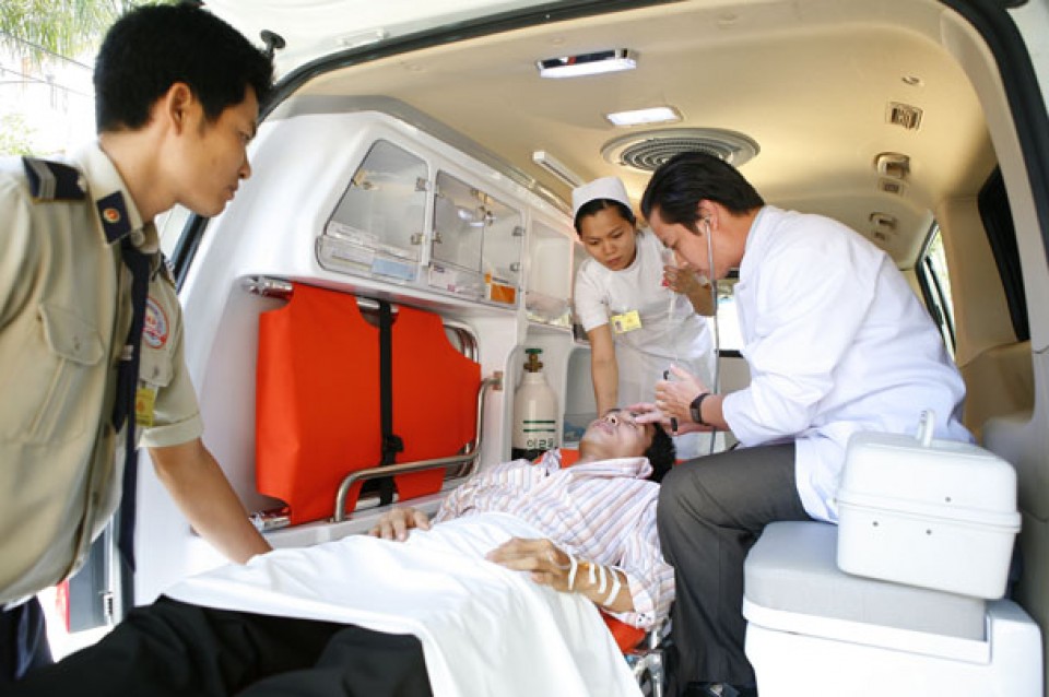 Chấn chỉnh công tác vận chuyển người bệnh chan chinh cong tac van chuyen nguoi benh