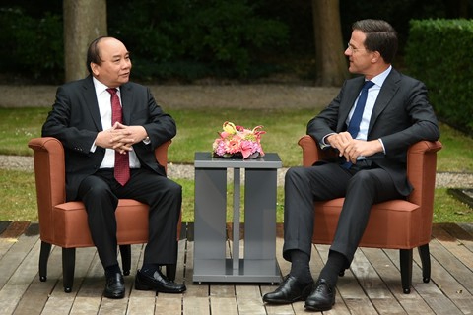 viet nam ha lan tang cuong quan he huu nghi va hop tac nhieu mat