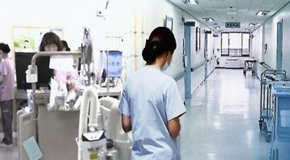 han quoc 118 tre so sinh nhiem lao tiem an