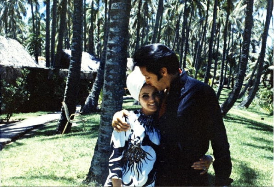 vo cu cua elvis presley tiet lo chuyen xua