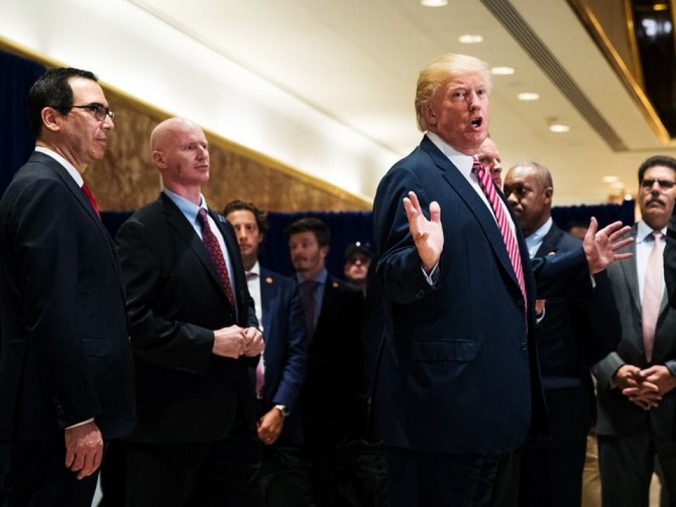 tong thong my giai the 2 hoi dong co van kinh te cap cao