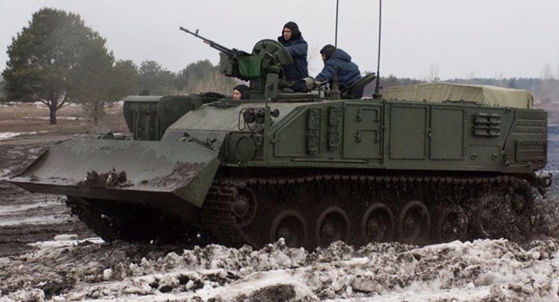 nga thu nghiem xe boc thep chong min cao hon 2kg tnt tuong duong